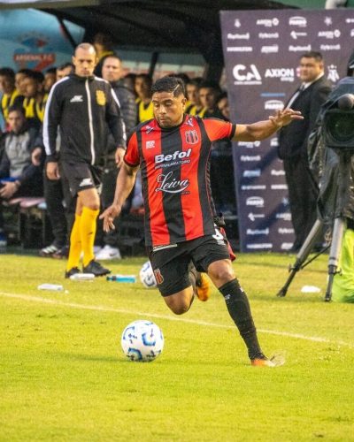 Imagen de WhatsApp 2025-06-04 a las 23.33.51_622a9e4d