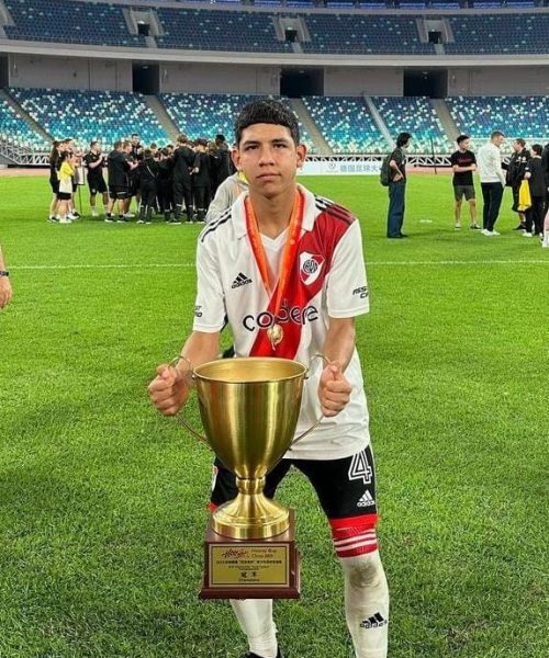 Elias Alderete club